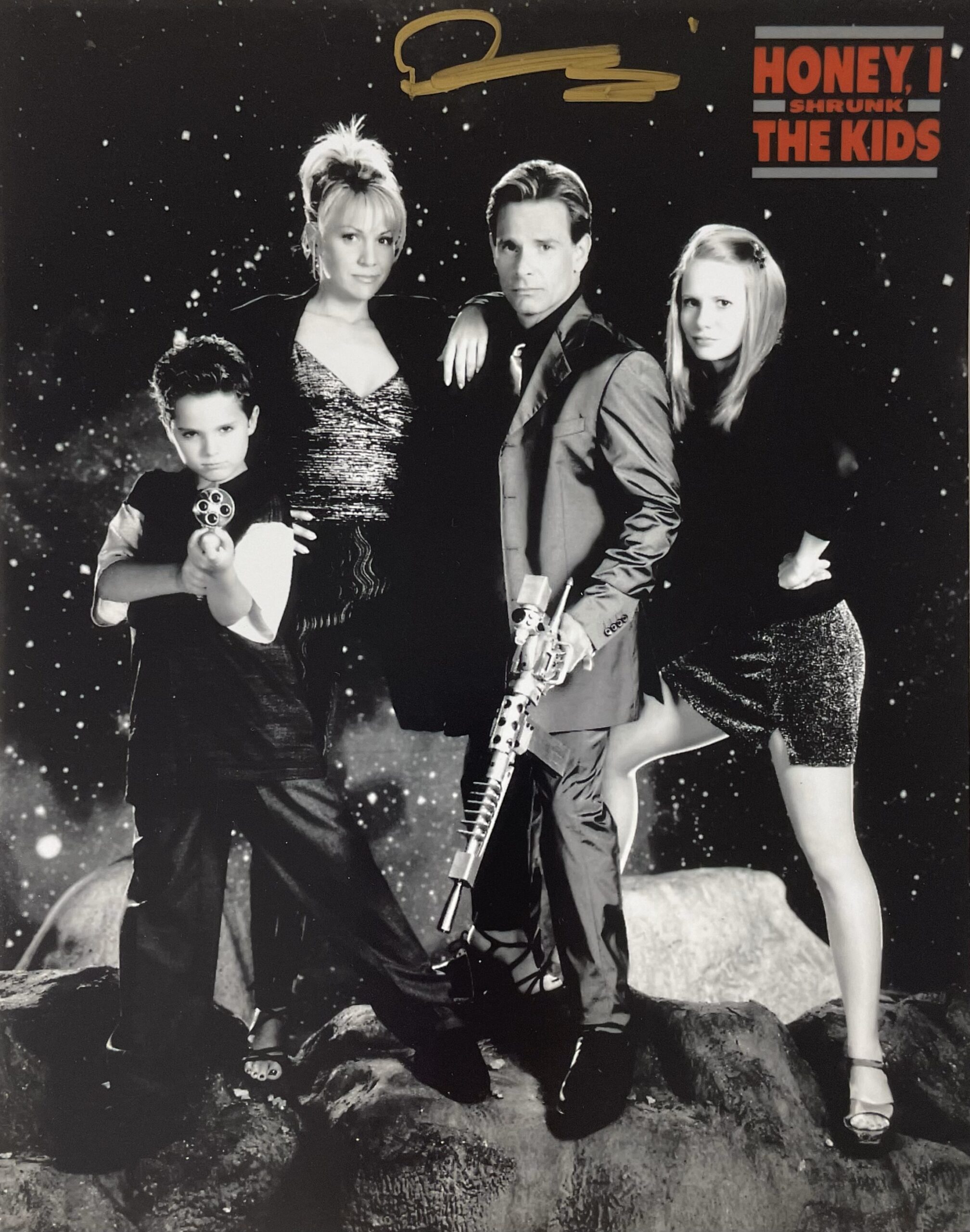 “Honey I Shrunk The Kids” Photo Signed In-Person by Peter Scolari
