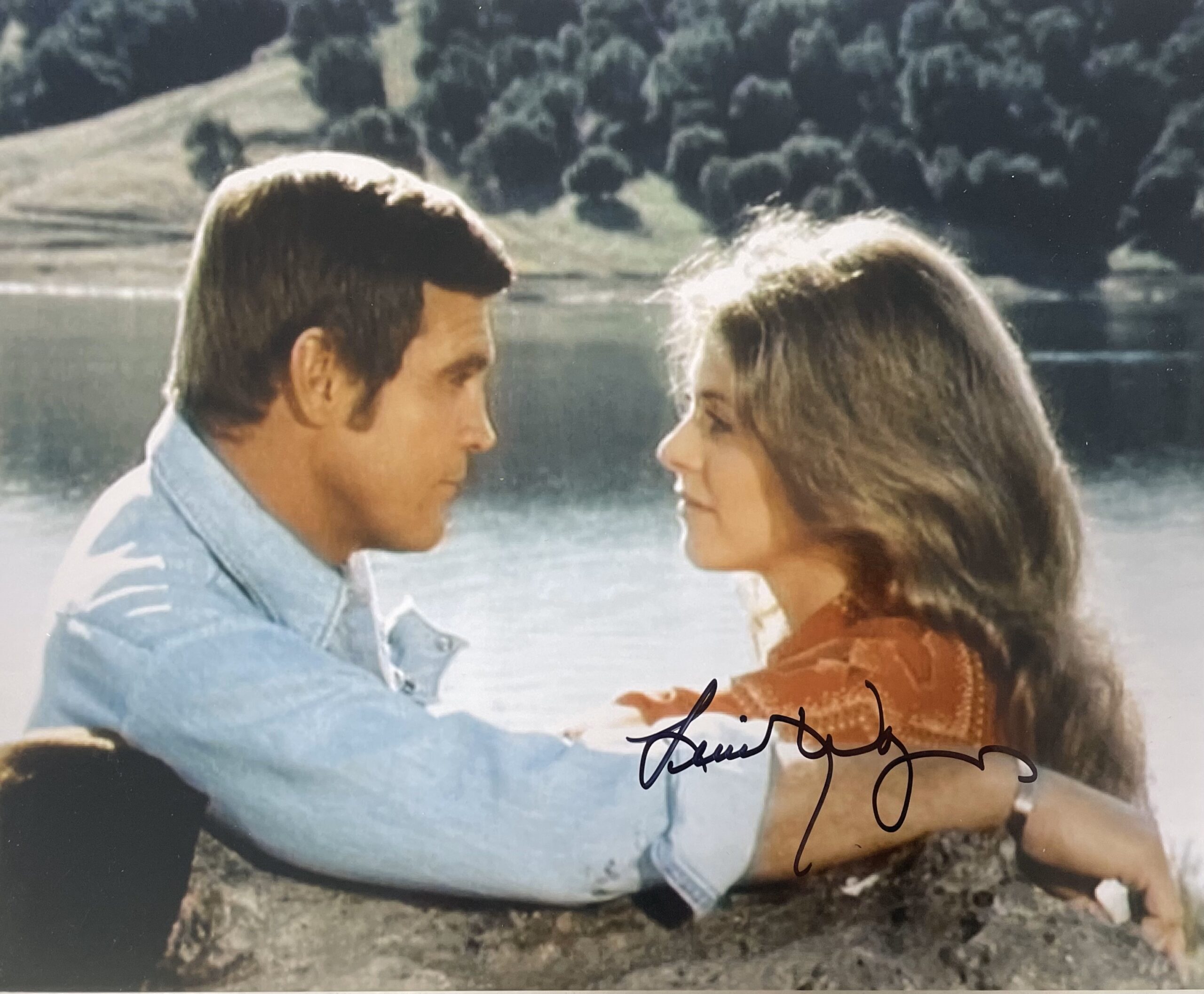 “The Bionic Women” Photo Signed In-Person by Lindsay Wagner